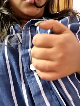 Aaradhya Sharma online show from 02/12/26, 06:14