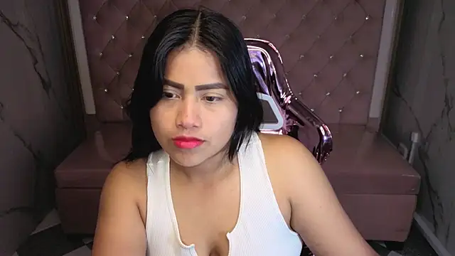 Snapshot of Victoria_b_ chatting on 11/22/25, 08:19 Victoria b online show from 11/22/25, 08:19