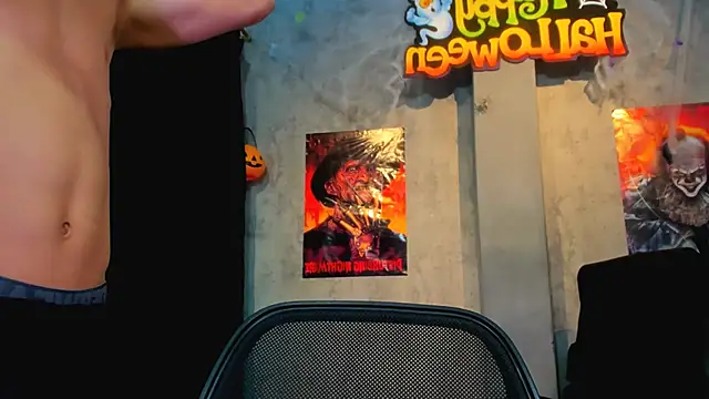 Snapshot of Manuel_FPG chatting on 10/31/25, 01:28 Manuel FPG online show from 10/31/25, 01:28