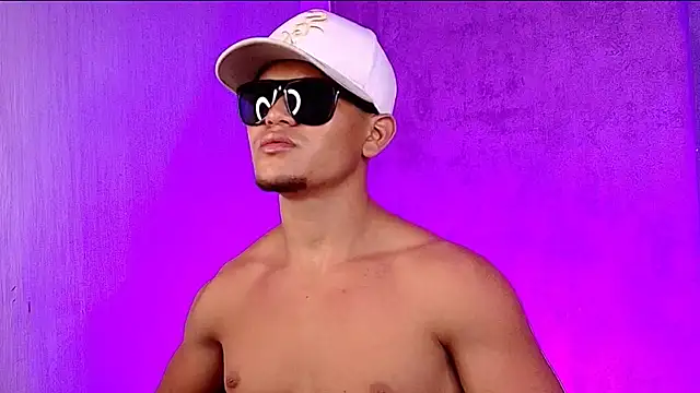 Snapshot of Manuel_FPG chatting on 02/23/26, 07:22 Manuel FPG online show from 02/23/26, 07:22