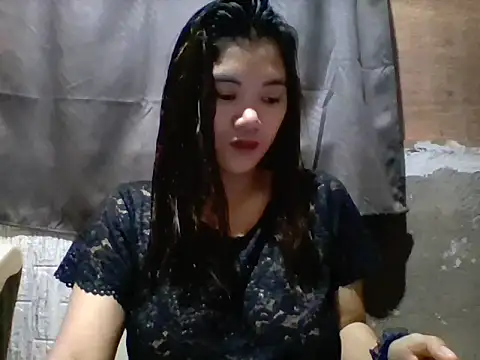 Snapshot of Rosette0516 chatting on 10/29/25, 01:57 Rosette0516 online show from 10/29/25, 01:57