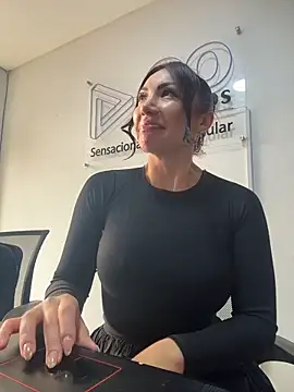 Sarahlove 90 online show from 12/03/25, 05:44