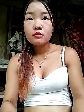 lylylove online show from 09/15/25, 12:32