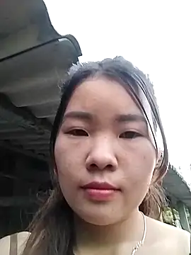 lylylove online show from 09/18/25, 11:01