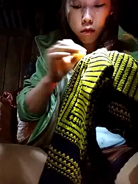 Ngocmi909 online show from 12/14/25, 09:19