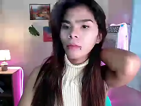 Snapshot of dianne_swift chatting on 10/28/25, 06:39 dianne swift online show from 10/28/25, 06:39