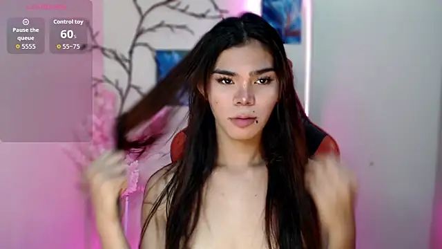 Snapshot of dianne_swift chatting on 11/12/25, 11:32 dianne swift online show from 11/12/25, 11:32