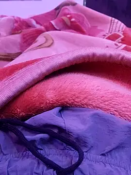 Snapshot of urs_samm chatting on 11/18/25, 05:56 urs samm online show from 11/18/25, 05:56