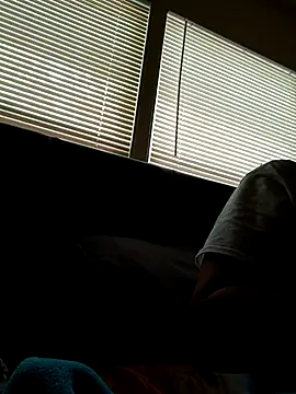 NenaMami74 online show from 10/28/25, 04:20