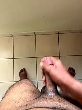 Snapshot of aliahmed98770 chatting on 10/08/25, 07:28 aliahmed98770 online show from 10/08/25, 07:28