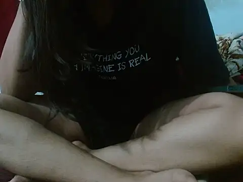 Snapshot of Vaani_Singha chatting on 11/23/25, 01:05 Vaani Singha online show from 11/23/25, 01:05