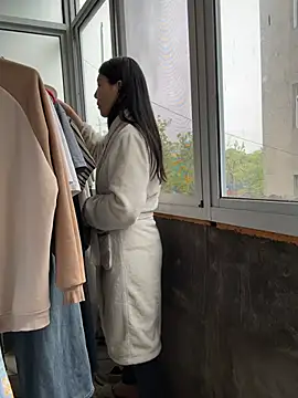 xiiuuff18 online show from 04/16/26, 11:07