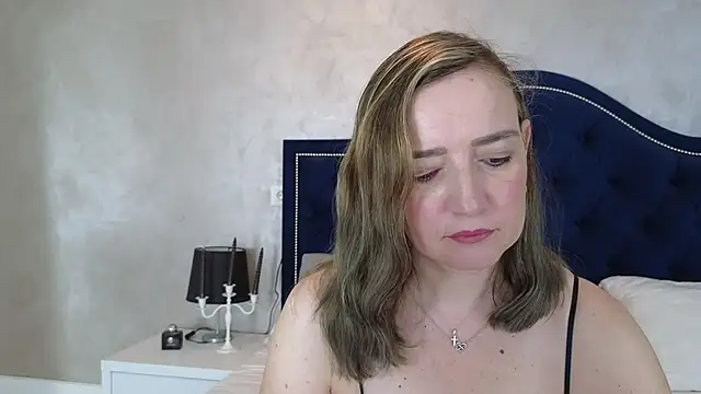 Blue Angel Sweet online show from 10/13/25, 03:39