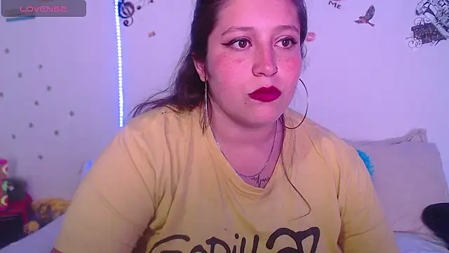 nahomy jonhs online show from 10/08/25, 06:00