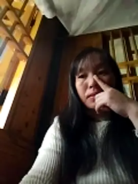 miss-su online show from 11/16/25, 01:22