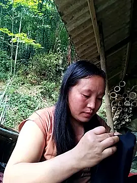 miss-su online show from 03/27/26, 08:37