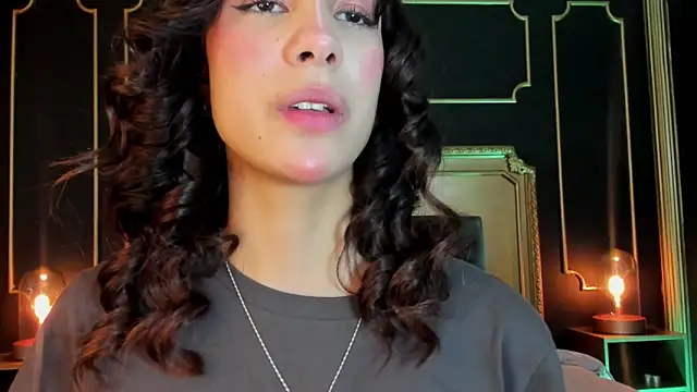 aitana johns online show from 12/04/25, 12:25