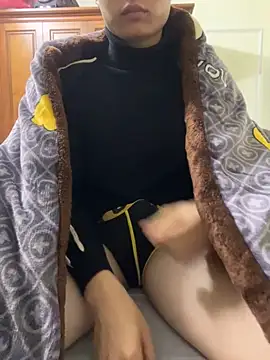 Snapshot of anhduc2k555 chatting on 11/18/25, 08:08 anhduc2k555 online show from 11/18/25, 08:08