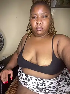 Snapshot of ThickTana chatting on 01/05/26, 07:06 ThickTana online show from 01/05/26, 07:06