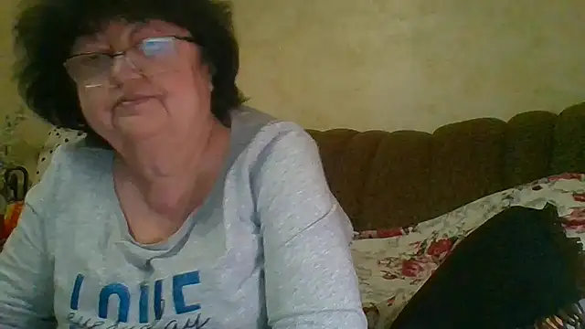 MilaSky5303 online show from 12/13/25, 07:53