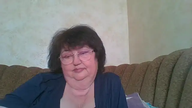 MilaSky5303 online show from 04/04/26, 10:57