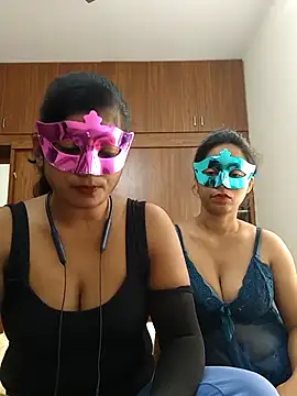 your chandni04 online show from 09/27/25, 08:19