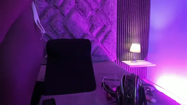 Stefannyevans  online show from 05/19/26, 12:55