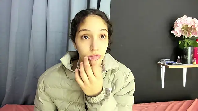 TeensNews18 online show from 11/03/25, 01:01