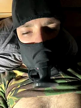 Snapshot of sexyarmy001 chatting on 09/13/25, 08:08 sexyarmy001 online show from 09/13/25, 08:08