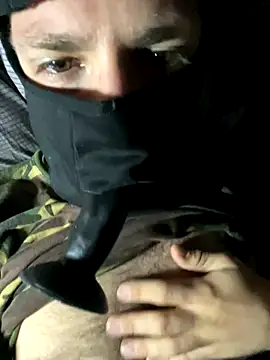 Snapshot of sexyarmy001 chatting on 09/17/25, 08:21 sexyarmy001 online show from 09/17/25, 08:21