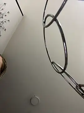 MoraInFire online show from 04/09/26, 05:40