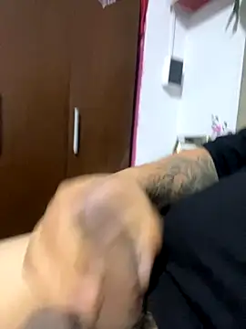 Snapshot of avsp2607 chatting on 11/01/25, 10:45 avsp2607 online show from 11/01/25, 10:45