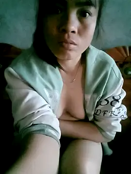 Maymay0033 online show from 10/24/25, 11:56