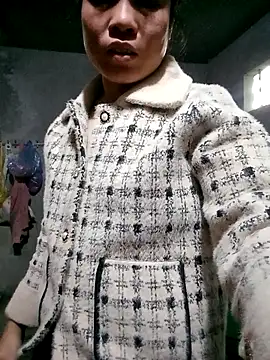 Maymay0033 online show from 11/24/25, 11:37