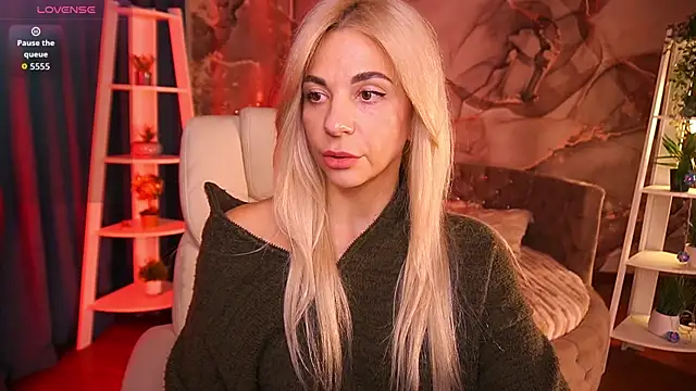 BellaRayyy online show from 03/10/26, 08:47