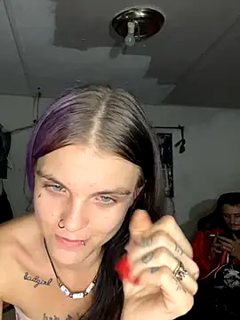 ittybittymeryssa online show from 12/02/25, 11:45