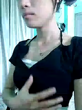 Snapshot of Ly-ny chatting on 09/27/25, 06:51 Ly-ny online show from 09/27/25, 06:51
