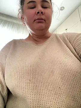 AliceCurlyX online show from 01/15/26, 08:41