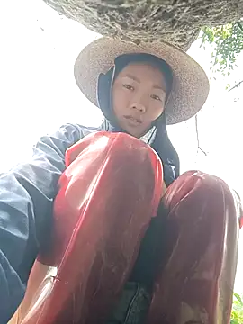 Ananine online show from 04/04/26, 06:11