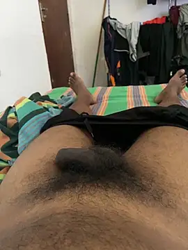 Snapshot of Senurak99 chatting on 11/14/25, 06:56 Senurak99 online show from 11/14/25, 06:56