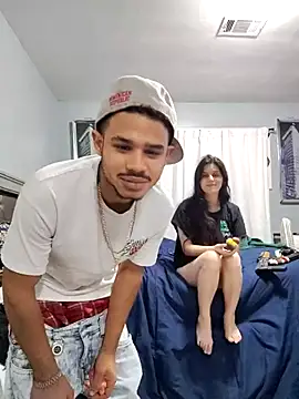 Snapshot of bigb499 chatting on 09/27/25, 07:24 bigb499 online show from 09/27/25, 07:24