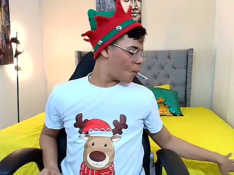 Snapshot of stewart_mateo_ chatting on 12/05/25, 02:09 stewart mateo online show from 12/05/25, 02:09