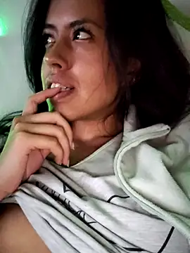 Snapshot of Queen_Ashly chatting on 09/18/25, 03:08 Queen Ashly online show from 09/18/25, 03:08