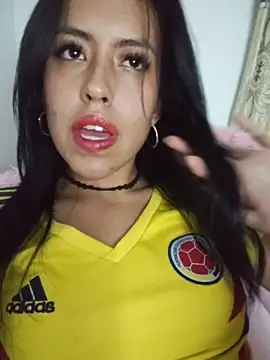 Snapshot of Queen_Ashly chatting on 11/16/25, 02:06 Queen Ashly online show from 11/16/25, 02:06