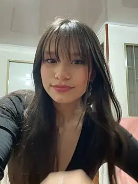 Alisha Olsen  online show from 10/20/25, 06:25