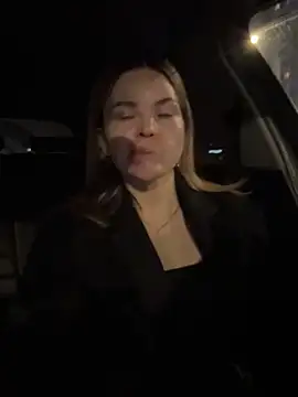 Snapshot of SMELLSEX chatting on 10/24/25, 05:31 SMELLSEX online show from 10/24/25, 05:31