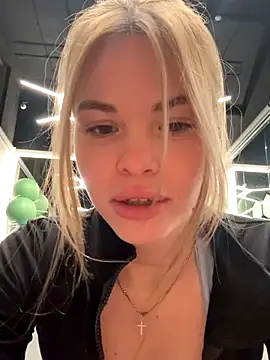 Snapshot of SMELLSEX chatting on 11/28/25, 07:05 SMELLSEX online show from 11/28/25, 07:05