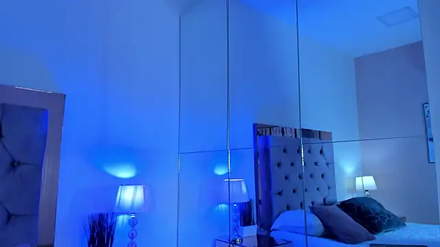 hillary chen online show from 11/28/25, 03:09