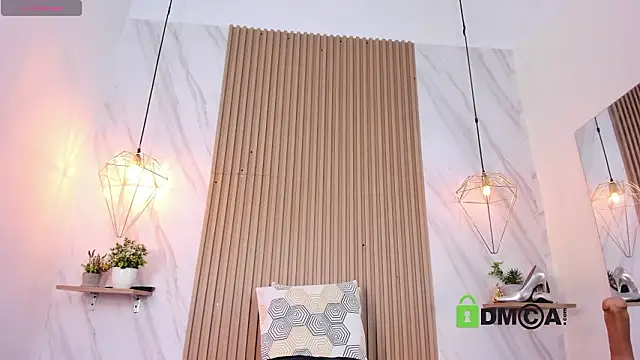 lia harper  online show from 02/12/26, 07:31