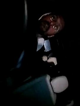 Snapshot of samura55 chatting on 10/11/25, 06:39 samura55 online show from 10/11/25, 06:39